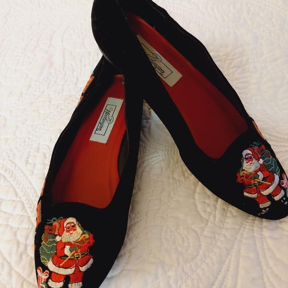 Worthington Vintage Christmas Velour Flats - Picture 2 of 11